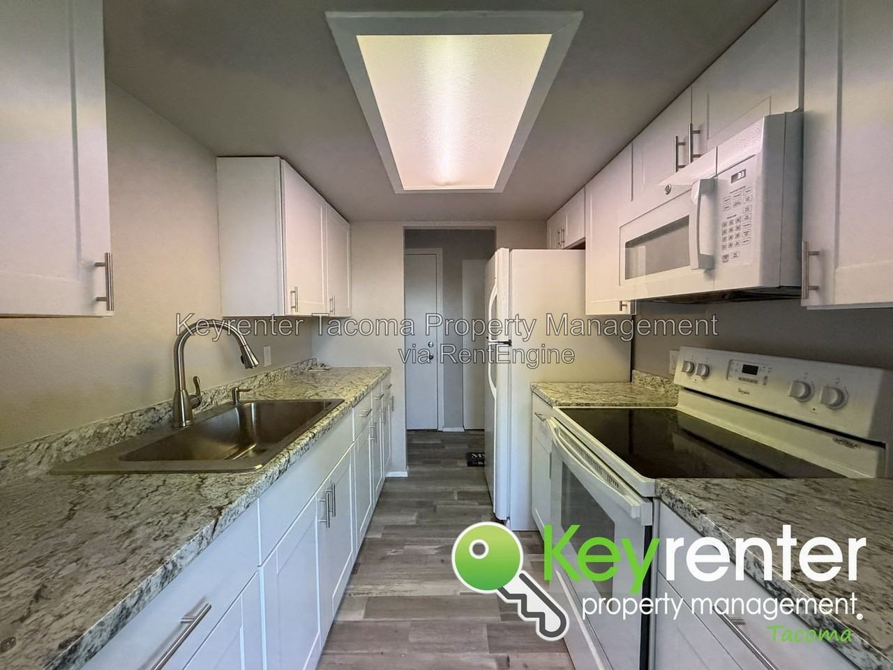1003 S Pearl St #B6 - Photo 4 of 11