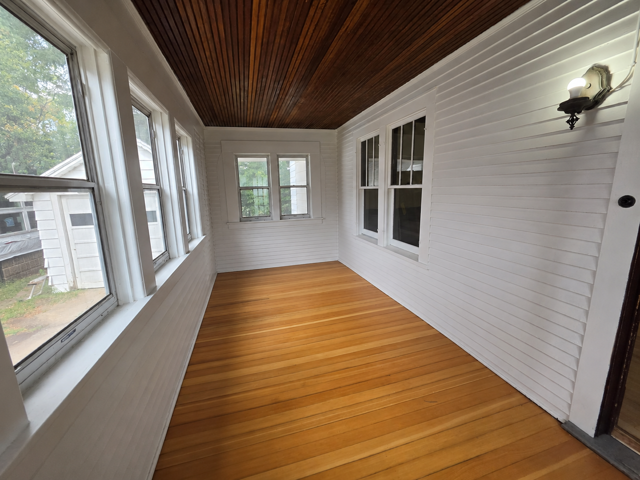 1211 1st Ave - Photo 2 of 15