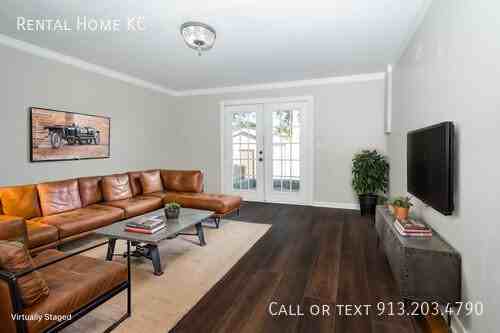 582 W Layton St - Photo 5 of 40