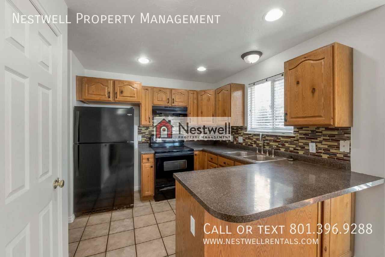 14074 S Charisma Ln - Photo 3 of 28