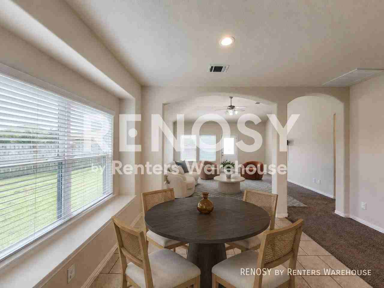 2119 Del Mar Dr - Photo 7 of 27