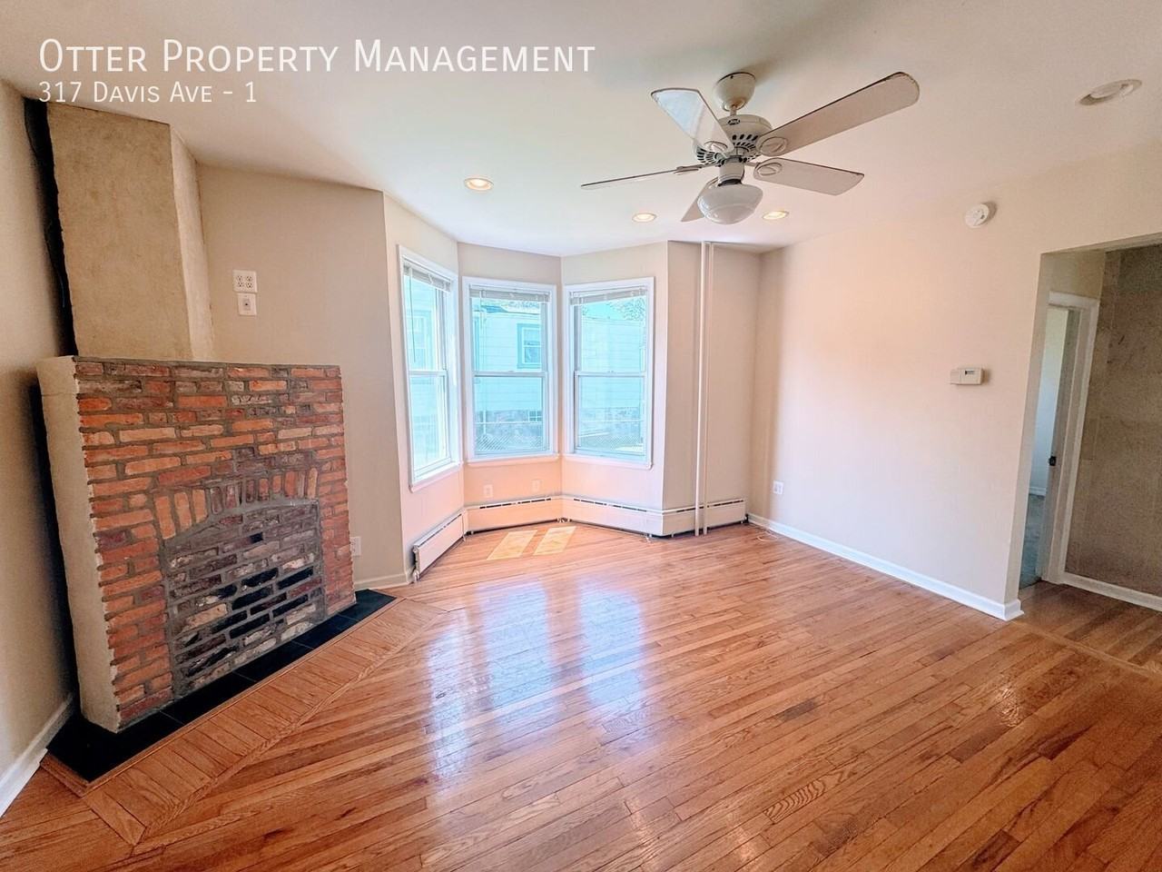 317 Davis Ave #1 - Photo 7 of 37