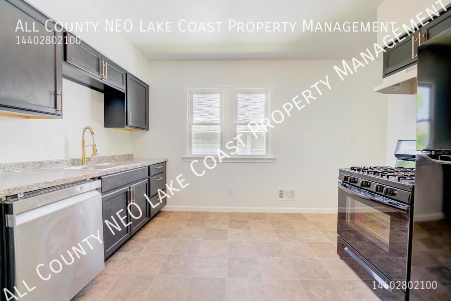 2084 Dowd Ave #UP - Photo 5 of 13