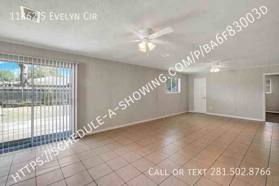 11862 S Evelyn Cir - Photo 3 of 12