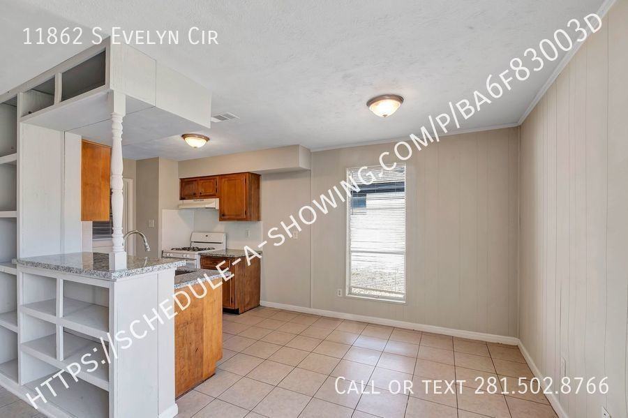 11862 S Evelyn Cir - Photo 4 of 12
