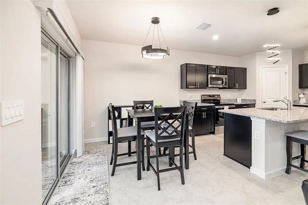 619 172nd Ct E #NA - Photo 4 of 19