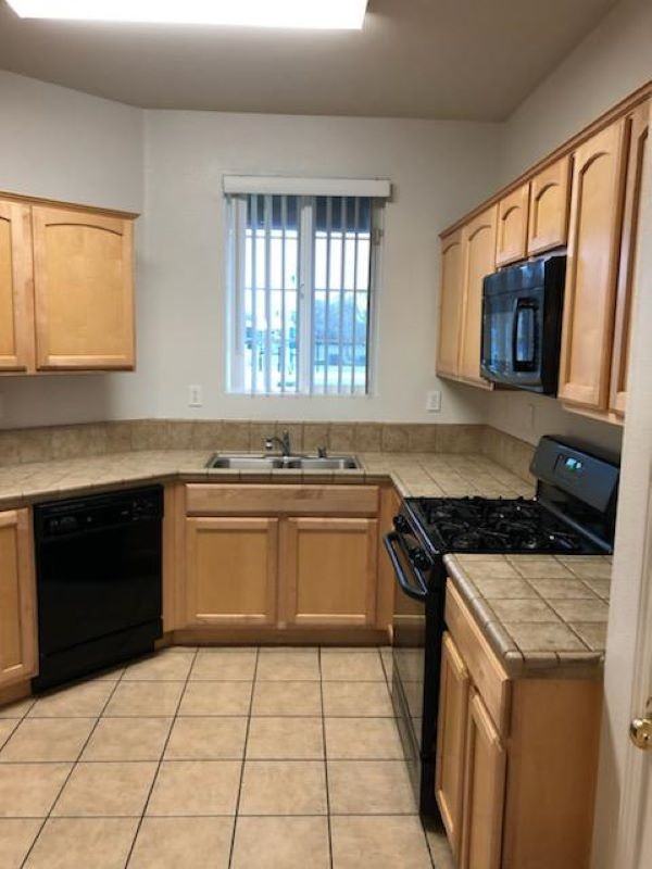 1812 Caleb Cir #NA - Photo 3 of 6