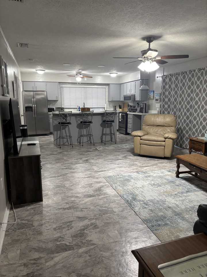 11717 Douglas Ln #NA - Photo 3 of 19