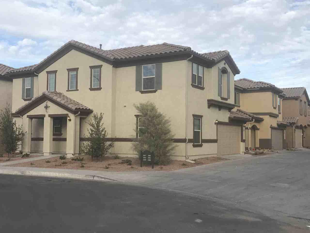 2949 S Colorado St #NA - Photo 2 of 20