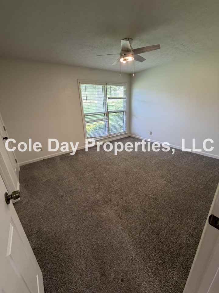 2160 Lovvorn Rd #NA - Photo 3 of 33
