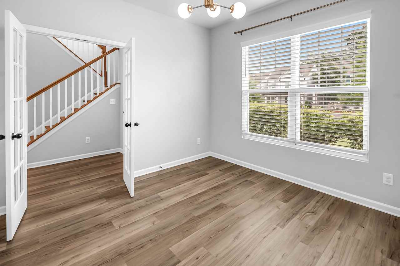 721 Lyndon Station Dr #NA - Photo 5 of 30