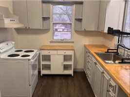 featured image of 2210 10th Ave #1