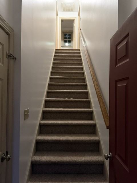 206 Kingston Dr - Photo 2 of 13