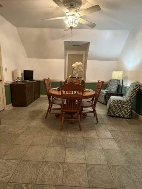 206 Kingston Dr - Photo 4 of 13