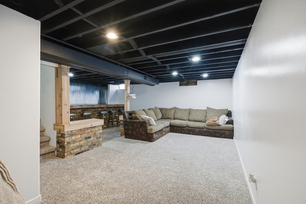 1628 Wiese Ln #NA - Photo 7 of 20