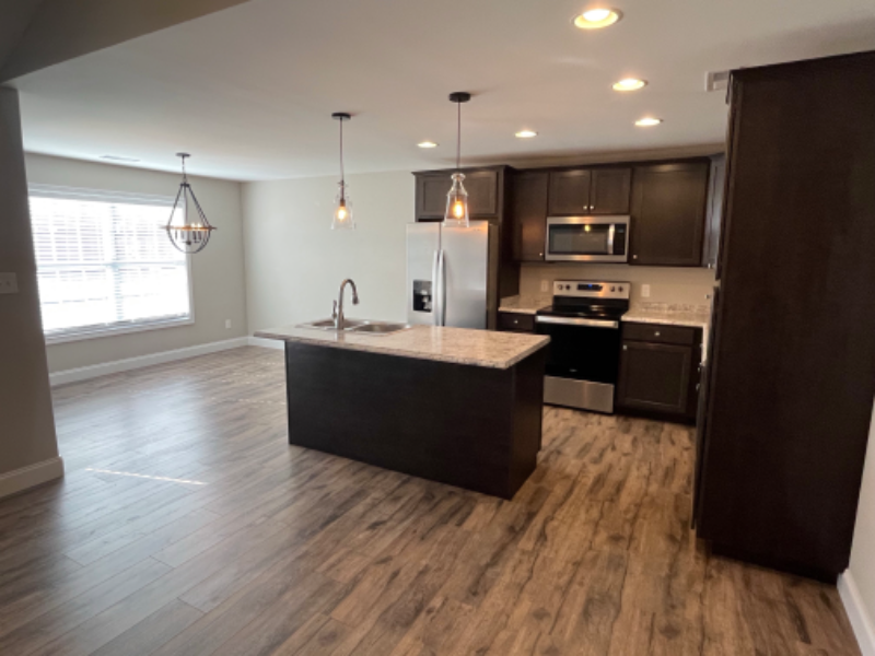 7101 Nans Creek Way - Photo 5 of 10