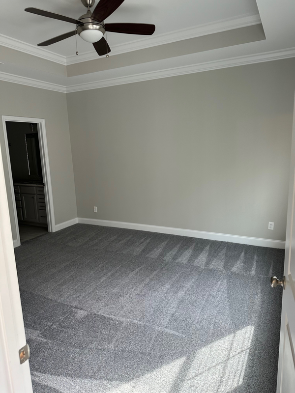 580 Bellingham Dr Ne - Photo 6 of 9