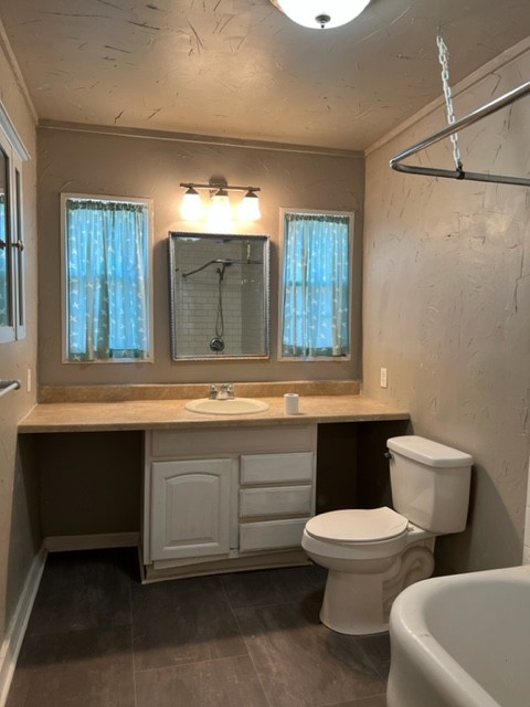 1653 Elizabeth Ave #NA - Photo 7 of 12