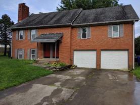 474 Woodview Dr - Photo 1 of 1