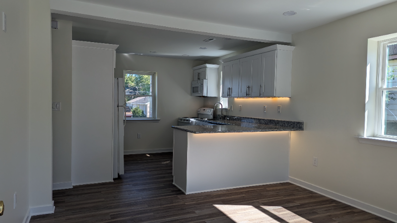 403 Morehouse Dr - Photo 3 of 11
