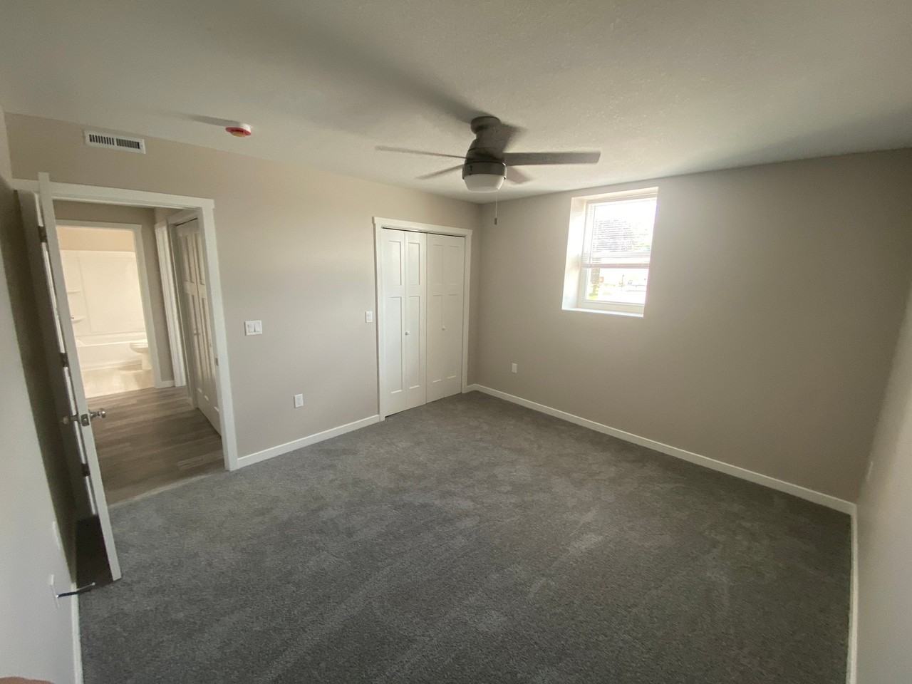 207 1/2 S Vance St #I - Photo 2 of 7