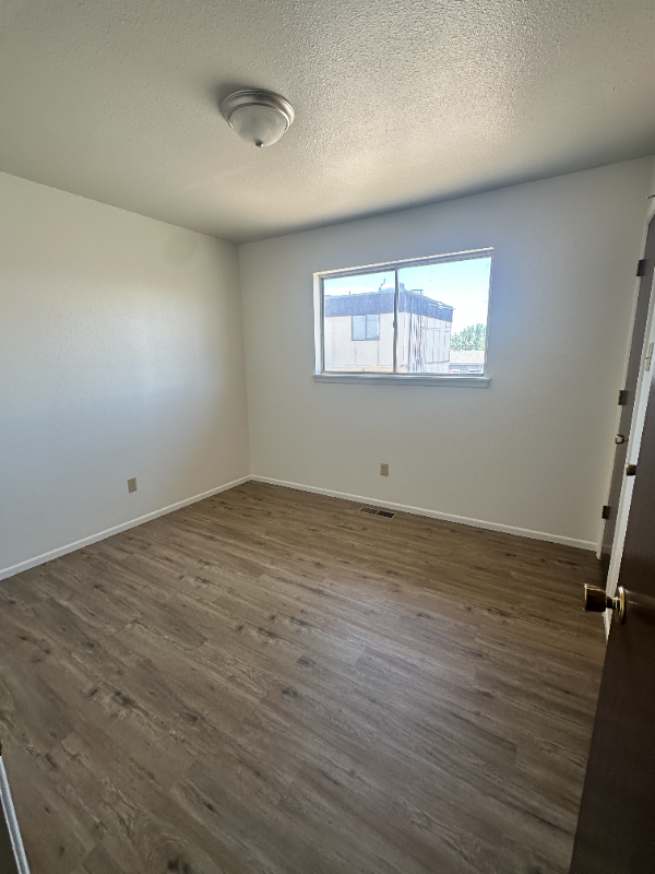 2803 E 22nd St #C - Photo 5 of 7