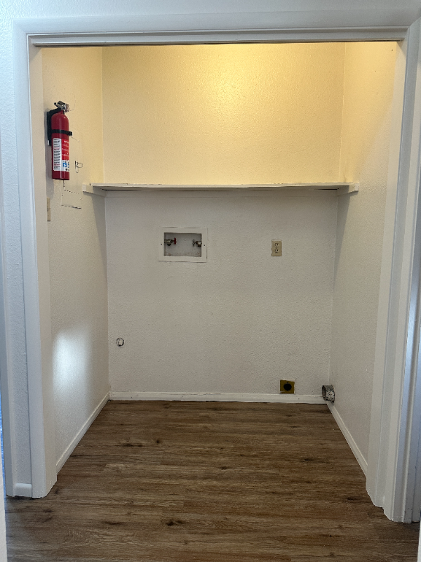 2803 E 22nd St #C - Photo 7 of 7