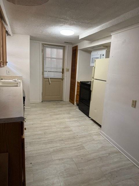115 N Hite Ave - Photo 3 of 14