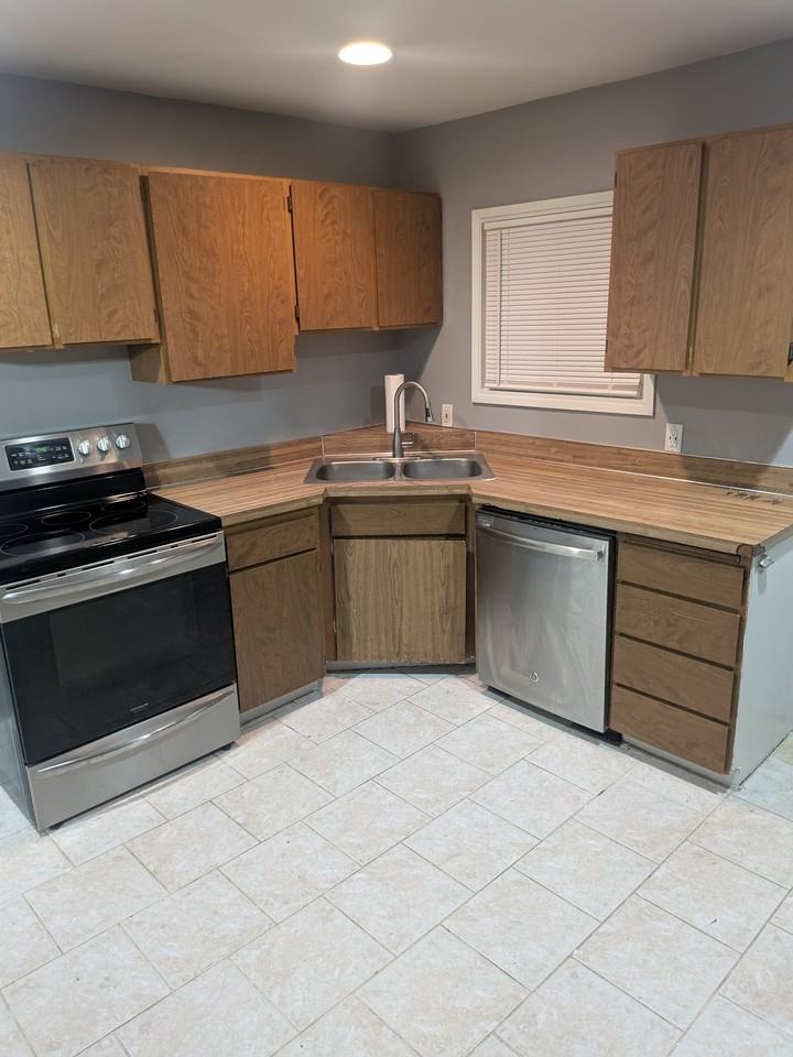 7446 Se 86th Ave - Photo 2 of 22