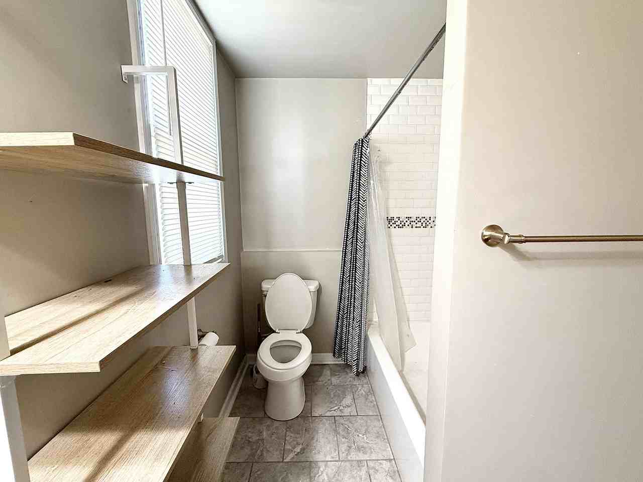 1503 Roberts Ave - Photo 6 of 16