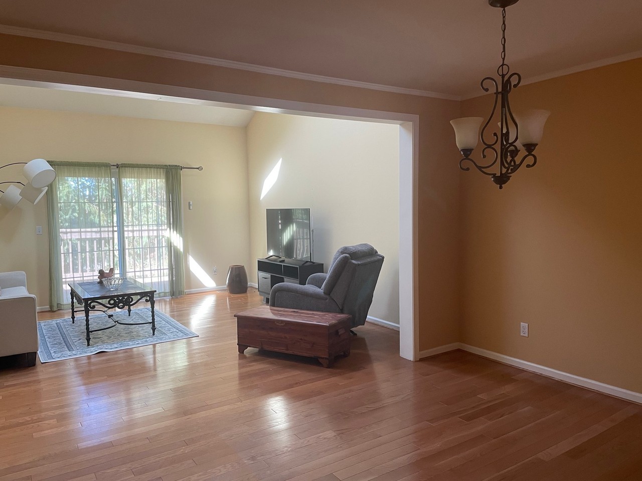 24 Parkside Dr - Photo 6 of 50