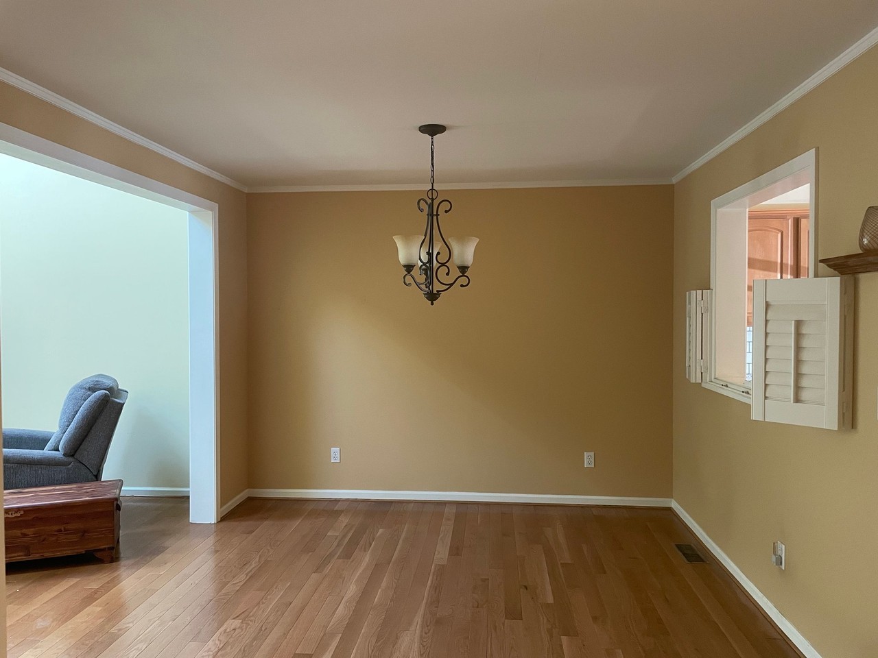 24 Parkside Dr - Photo 7 of 50