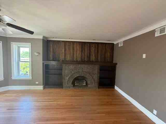 5943 N Washtenaw Ave #2 - Photo 4 of 12