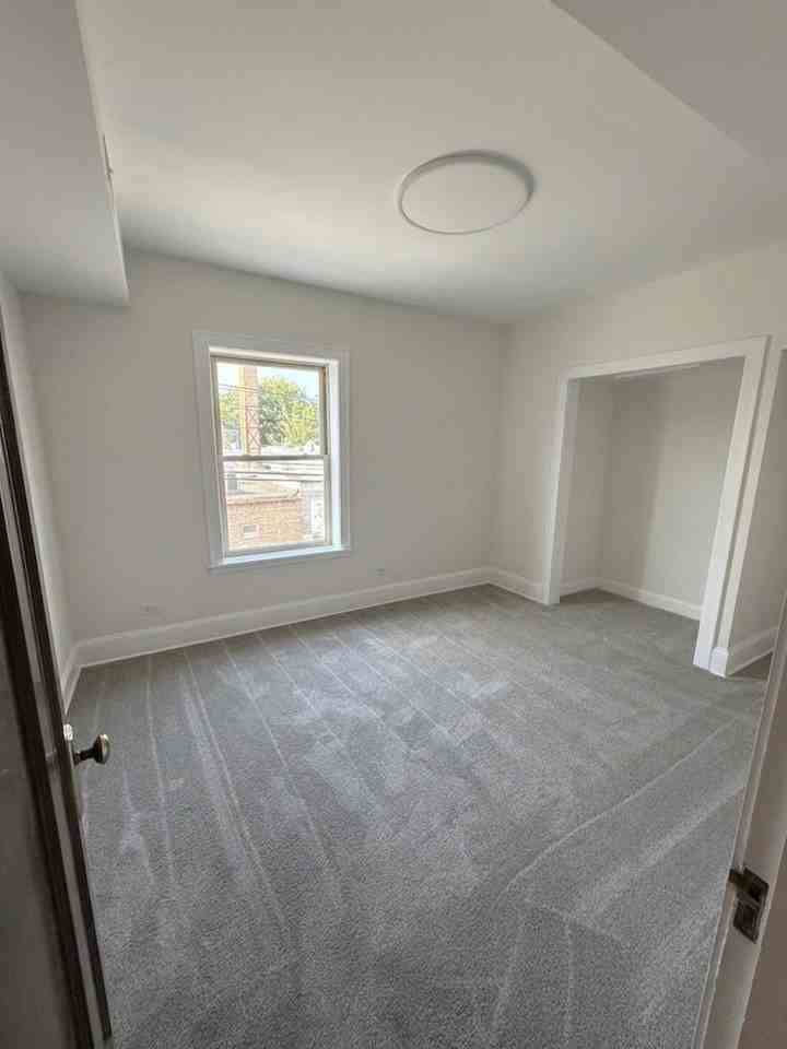 5943 N Washtenaw Ave #2 - Photo 6 of 12