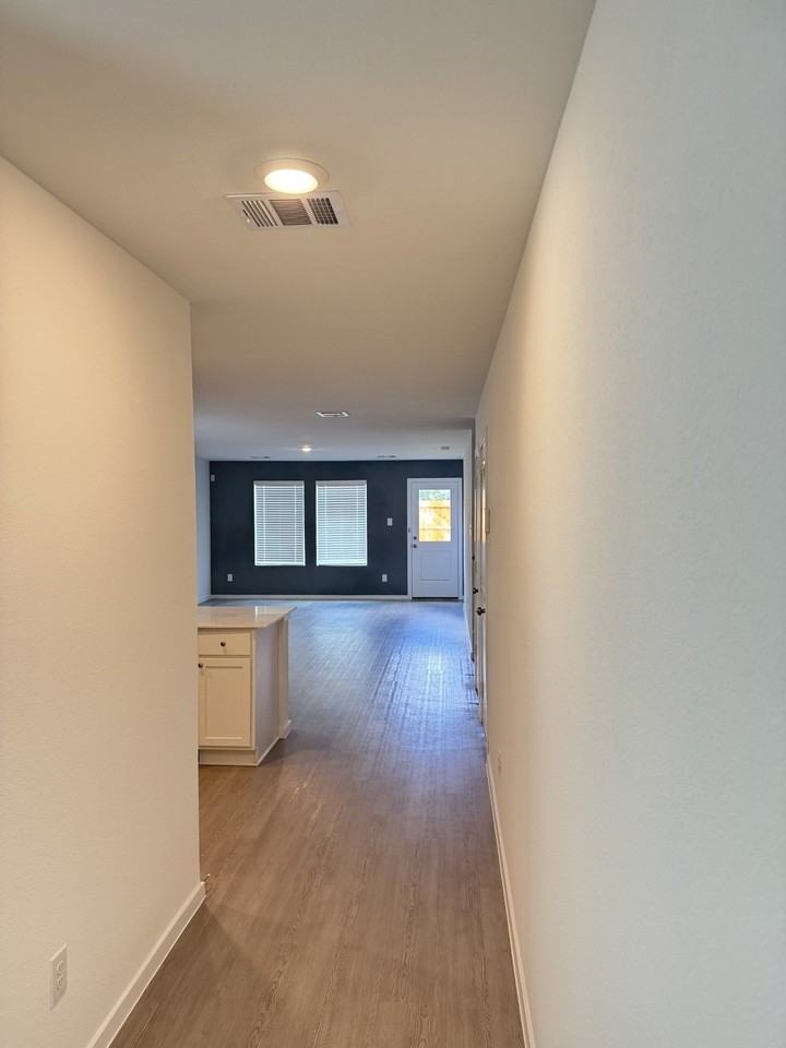 335 Ice Shore Trl - Photo 2 of 18