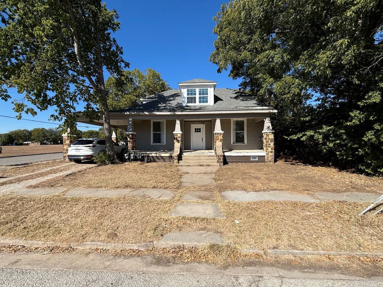 315 Andrews St #A - Photo 5 of 5