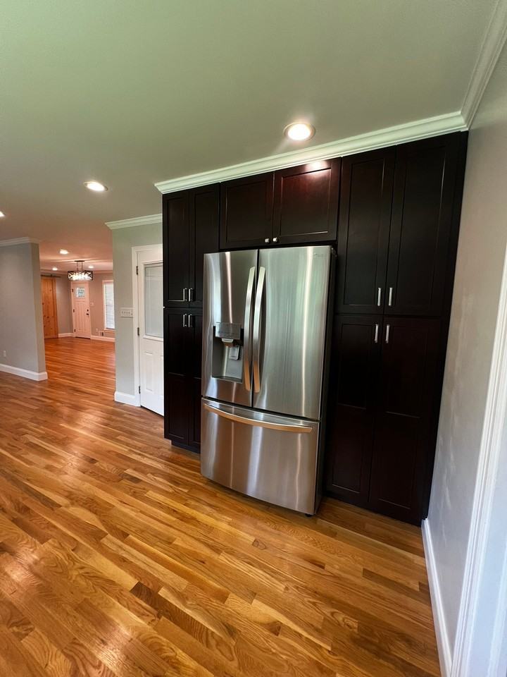 578 Cambridge Dr - Photo 4 of 20