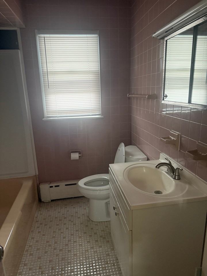 22 Wilson Ave #2 - Photo 5 of 19