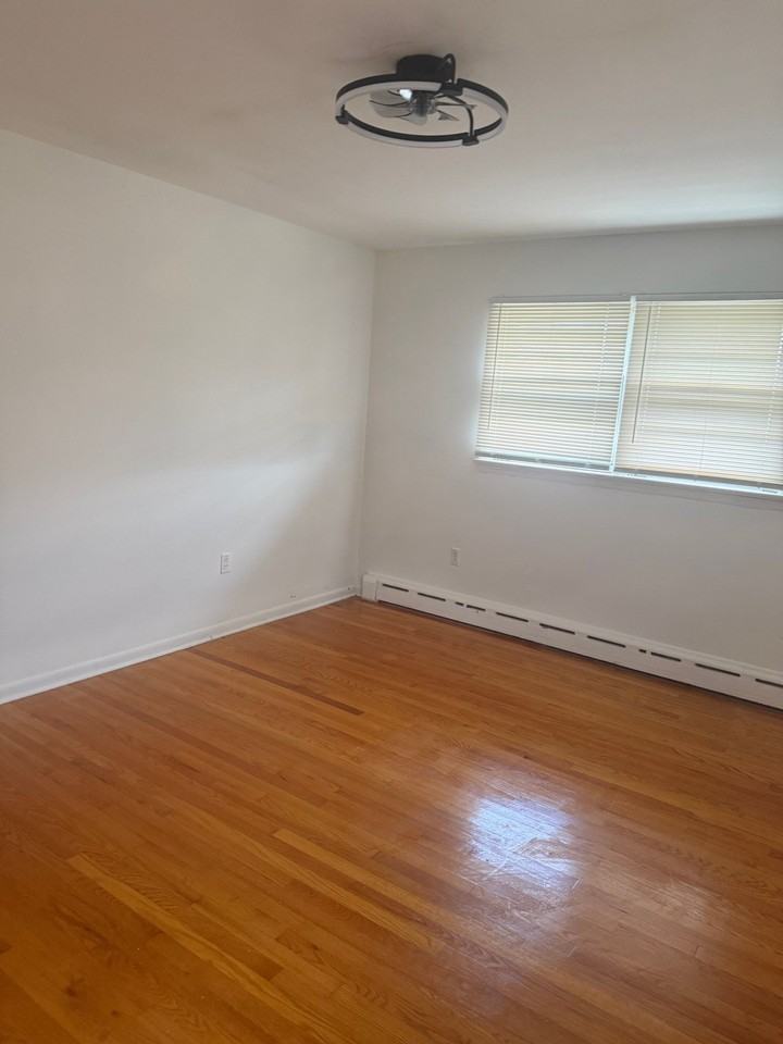 22 Wilson Ave #2 - Photo 7 of 19