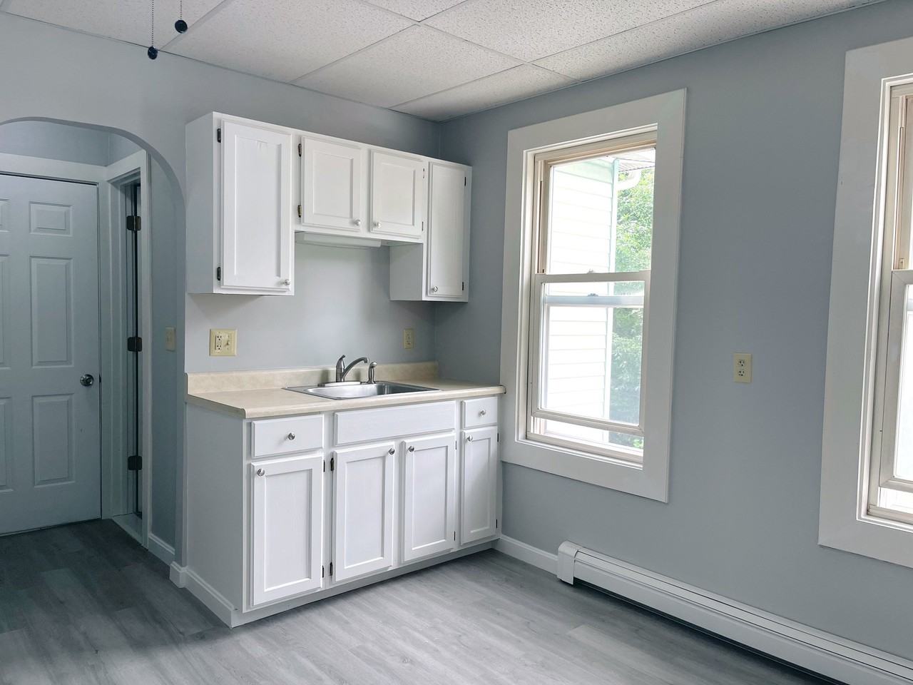15 Belmont St #17 - Photo 4 of 19
