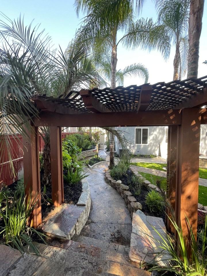 39391 Tiburon Dr #5 - Photo 6 of 18