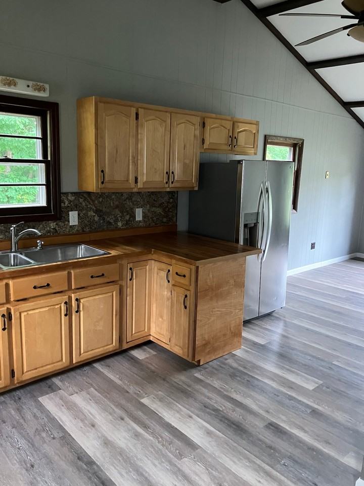 202 Wampler Ave Sw - Photo 5 of 19