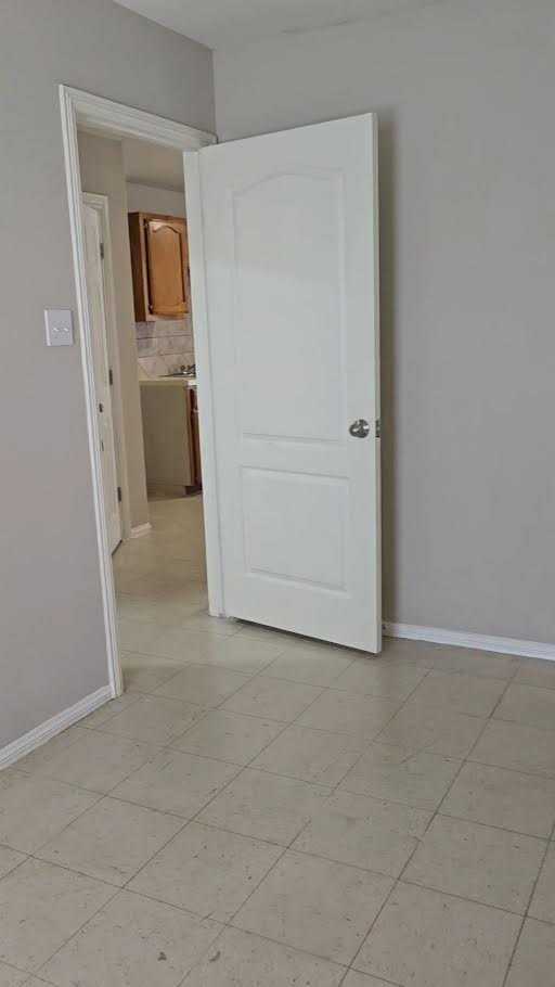 5230 N Inspiration Rd #5 - Photo 7 of 10