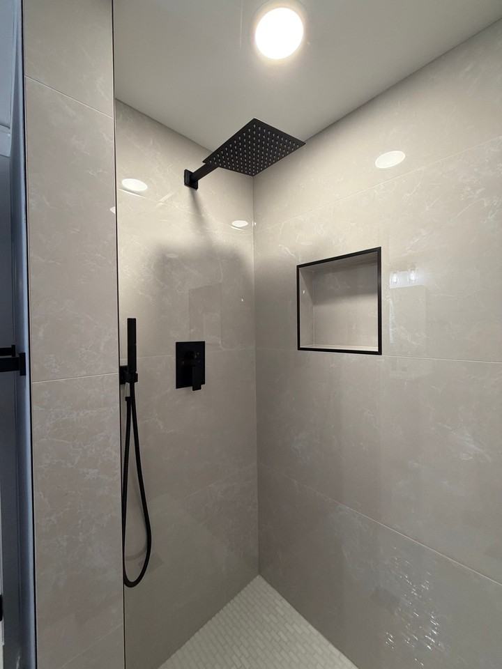 7940 Oakwood Rd - Photo 6 of 7