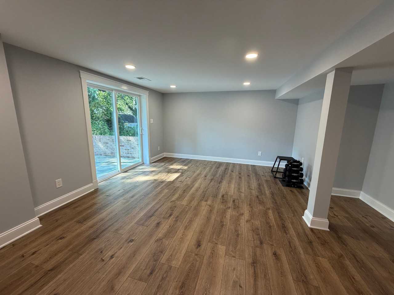 7940 Oakwood Rd - Photo 3 of 7