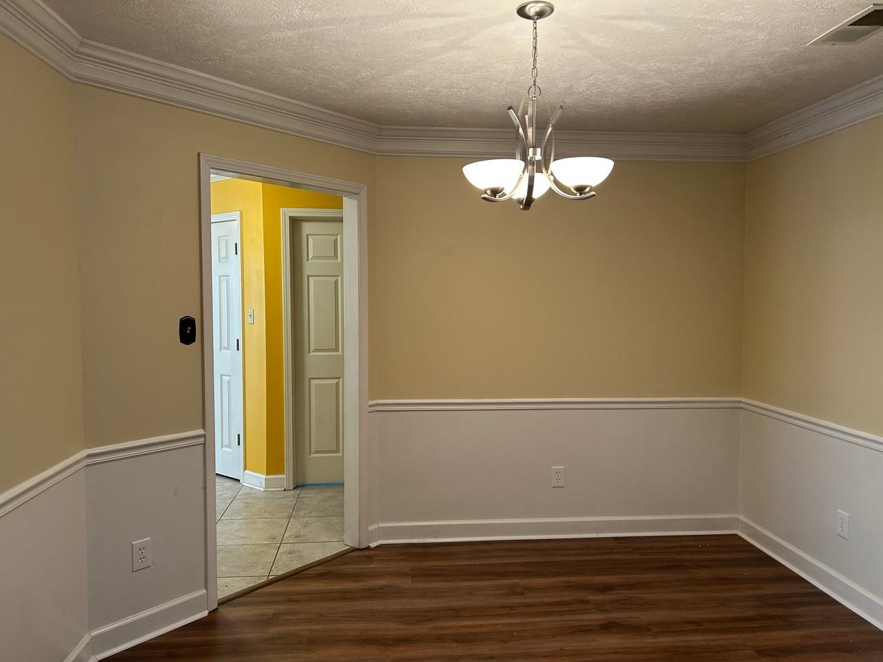 182 Bent Creek Ln - Photo 4 of 18