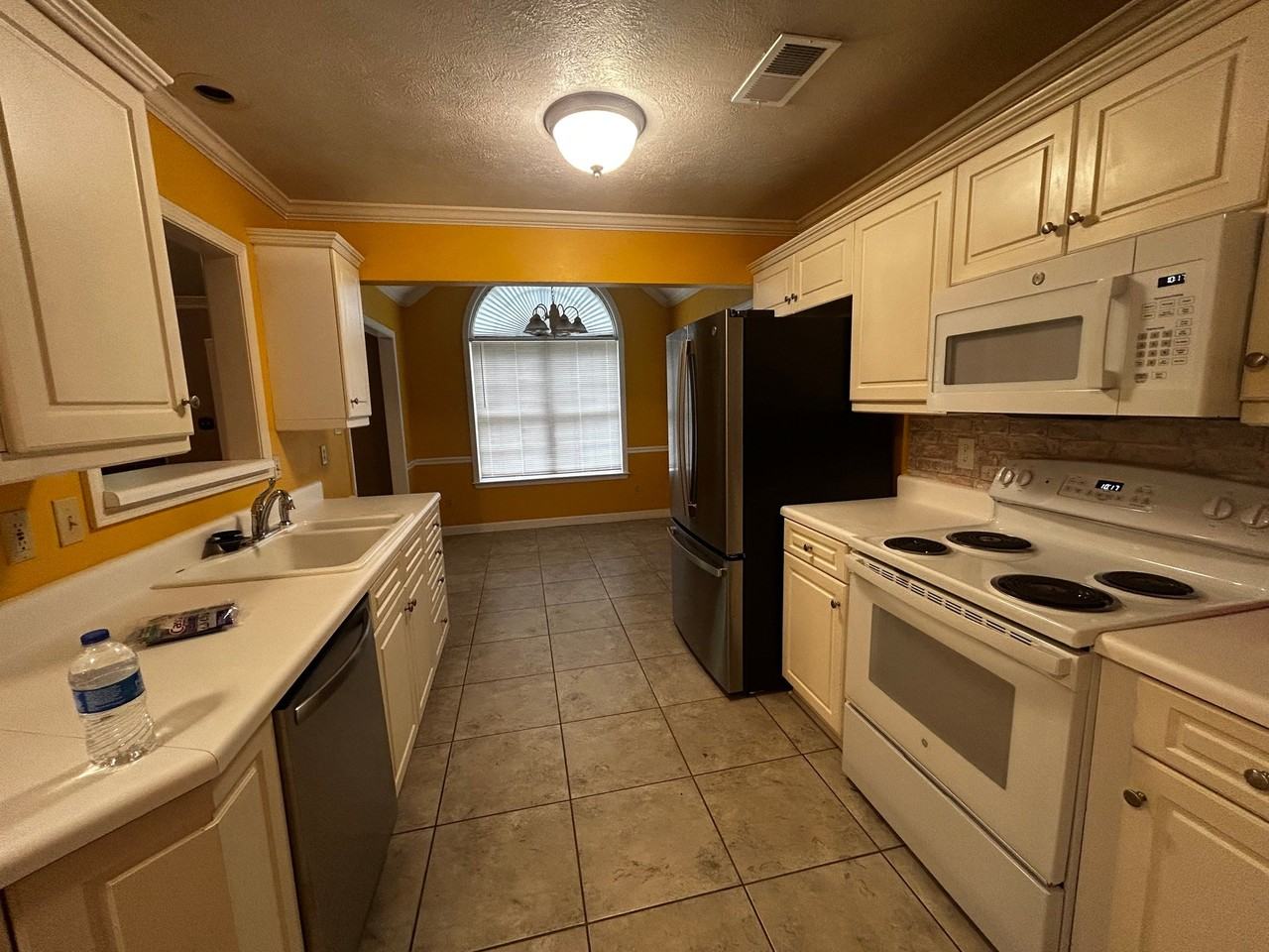 182 Bent Creek Ln - Photo 6 of 18