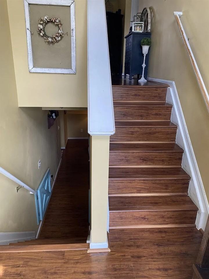 3670 Avalon Drive - Photo 3 of 22