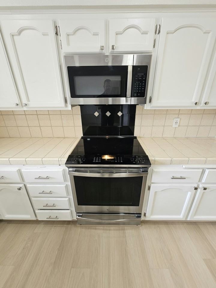 11891 Bloomington Way - Photo 5 of 43