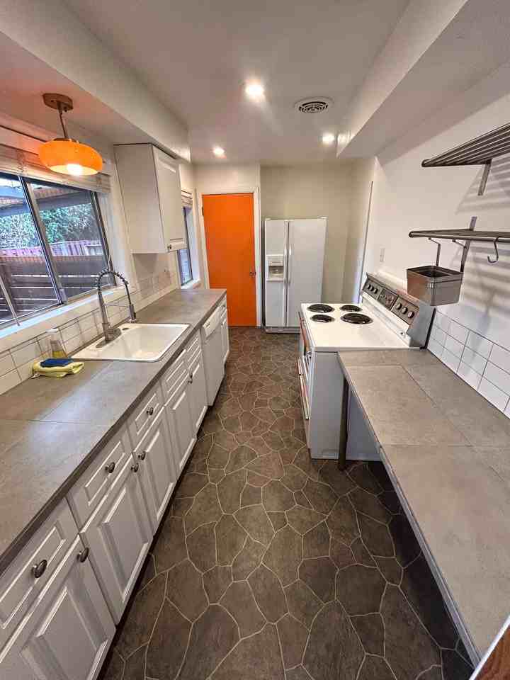 1905 Se 89th Ave #89A - Photo 3 of 10